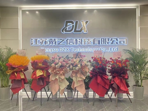 Recentste bedrijfnieuws ongeveer 7 jaar briday voor DLX legeer het Bureau/de gelukwens van Changzhou bij het ingaan van een nieuw bureau.
