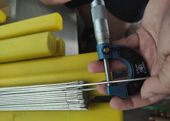 Goede prijs ISO 9001 Gecertificeerd 1250°C Smeltpunt Corrosiebestendige ERNiCrMo-4 Nikkel Lasdraad voor C276 legering Las online