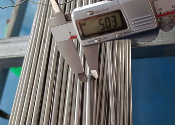 Goede prijs Naadloze & Gelaste Legering 718 die Nikkelbuizenstelsel Inconel 718 door buizen leiden online