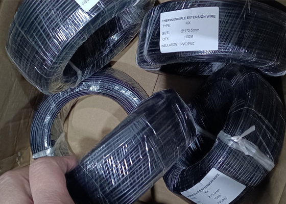 Goede prijs Isolatie van de Kabel0.5*2 de Rode Zwarte Pvc van de typek Uitbreiding met Pvc-Schede online